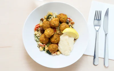 IKEA celebra 40 anni di polpette con una novità tutta vegetale: il falafel