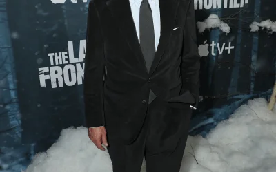 Apple TV+ celebra la première del thriller d’azione “The Last Frontier” con Jason Clarke