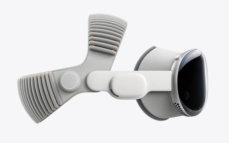 Apple Vision Pro si rinnova con il potente chip M5 e la confortevole fascia Dual Knit
