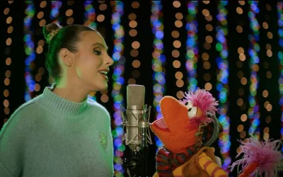 Apple TV illumina le feste con nuovi special e classici intramontabili