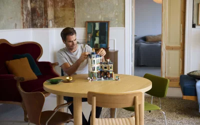 LEGO svela il set Icons Shopping Street: il nuovo gioiello della collezione Modular Buildings