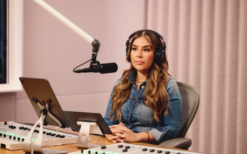 Apple Music amplia l’offerta radiofonica globale con tre nuove stazioni