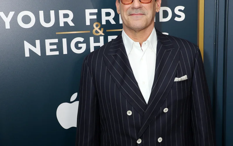 Première stellare della nuova serie “Your Friends & Neighbors” con Jon Hamm