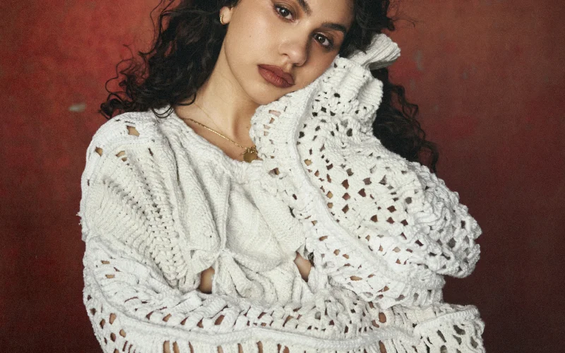 Alessia Cara pubblica il nuovo album “Love & Hyperbole” e annuncia un tour mondiale