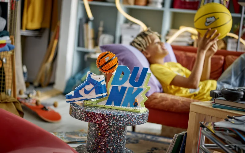 Nike e LEGO annunciano una collaborazione che unisce sport e creatività
