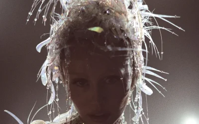 Miley Cyrus pubblica il nuovo album “Something Beautiful”