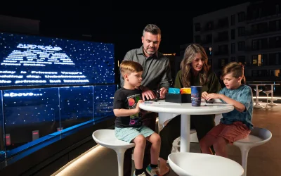 Apre a Hollywood il Tesla Diner: il futuro della ristorazione