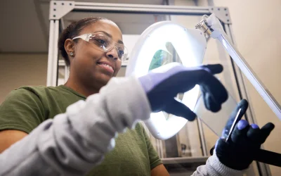 Apple e Corning si alleano per produrre il 100% dei vetri protettivi di iPhone e Apple Watch in Kentucky