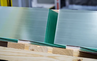 Apple e Corning si alleano per produrre il 100% dei vetri protettivi di iPhone e Apple Watch in Kentucky