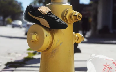 Rihanna rivoluziona la moda sportiva con la nuova collezione FENTY x PUMA