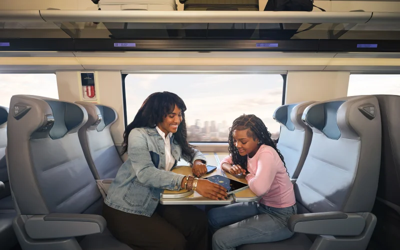 Amtrak svela il NextGen Acela: il futuro del trasporto ferroviario ad alta velocità