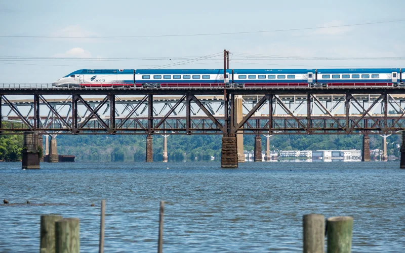 Amtrak svela il NextGen Acela: il futuro del trasporto ferroviario ad alta velocità